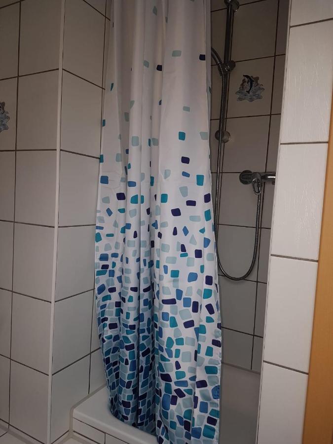 Ruhige Gemuetliche Ferienwohnung In Karlsruhe Daxlanden Fuer Monteure, Pendler, Geschaefsreisen, Wochenendreisen Exterior foto